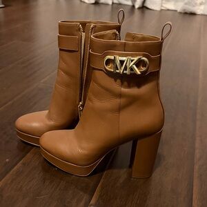 Michael Kors Women's Tan Leather Ankle Boots